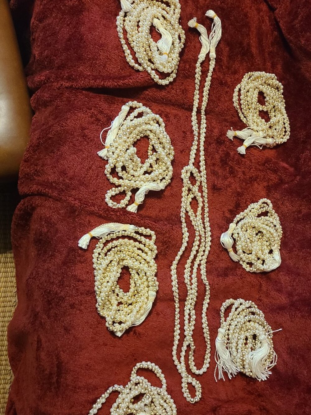VTG NEW 8 Piece 105" Each Ivory & Beige Beaded Christmas Garland W/ Tassels